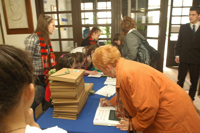 dbkn2011_0012
